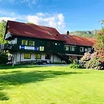 Nokling & Campingplads Hjelmeland